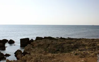 Дикий пляж "Омега"