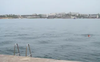 Благоустроенный городской пляж "Хрустальный"