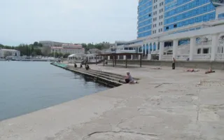 Благоустроенный городской пляж "Хрустальный"