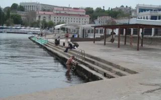 Благоустроенный городской пляж "Хрустальный"