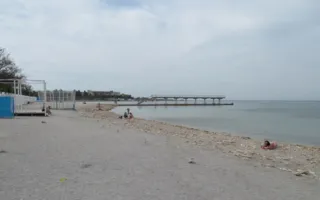 Омега. Благоустроенный городской пляж в Севастополе